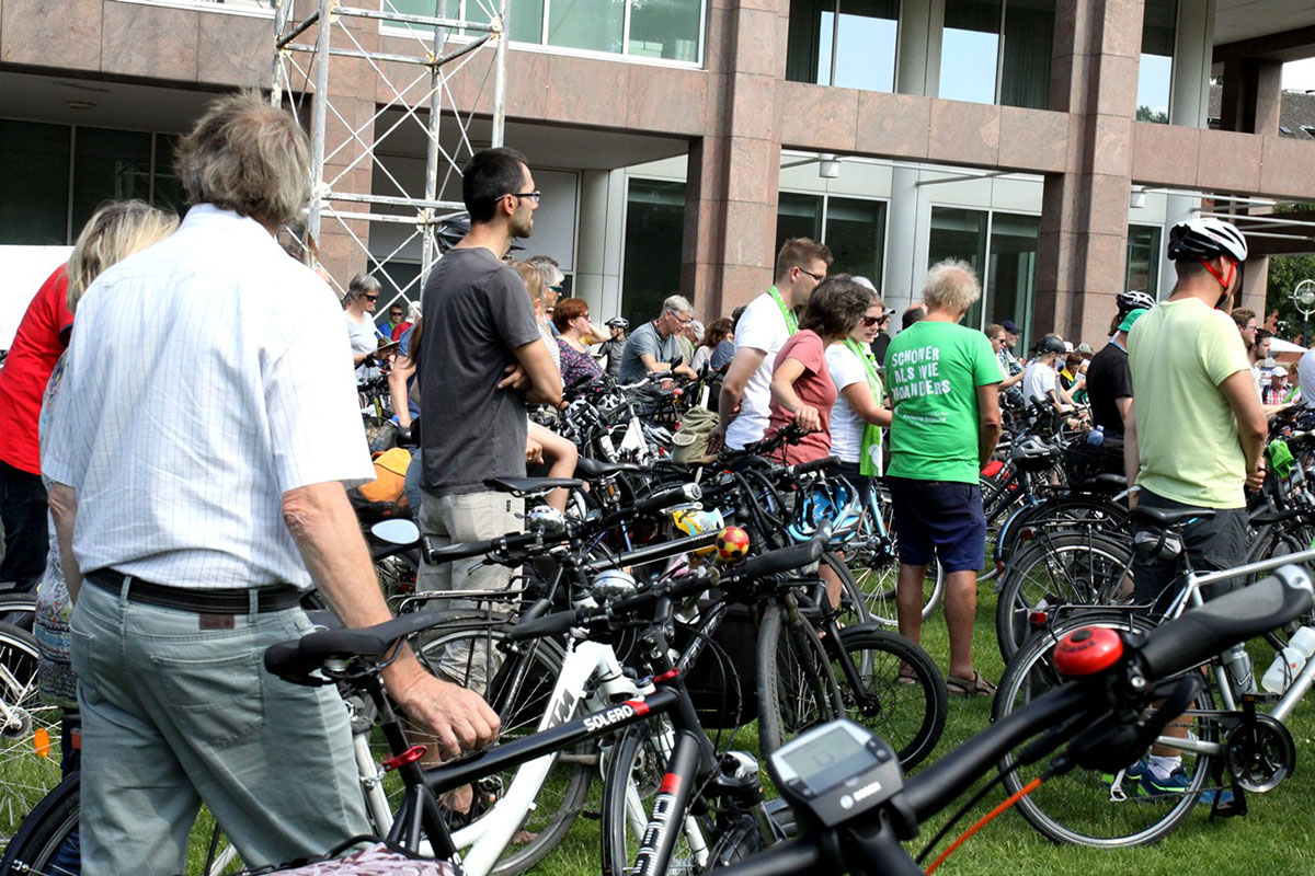 KirchentagsPremiere Gott loben mit dem Fahrrad Ev